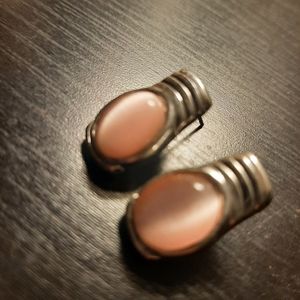 🗽 Moonstone earrings